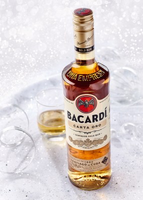 bacardi-rhum-ambre-carta-oro-bacardi